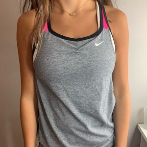 kids extra large fits like a adult small